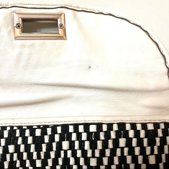 Melie Bianca Black White Weave Clutch B#30 - Picture 8 of 15